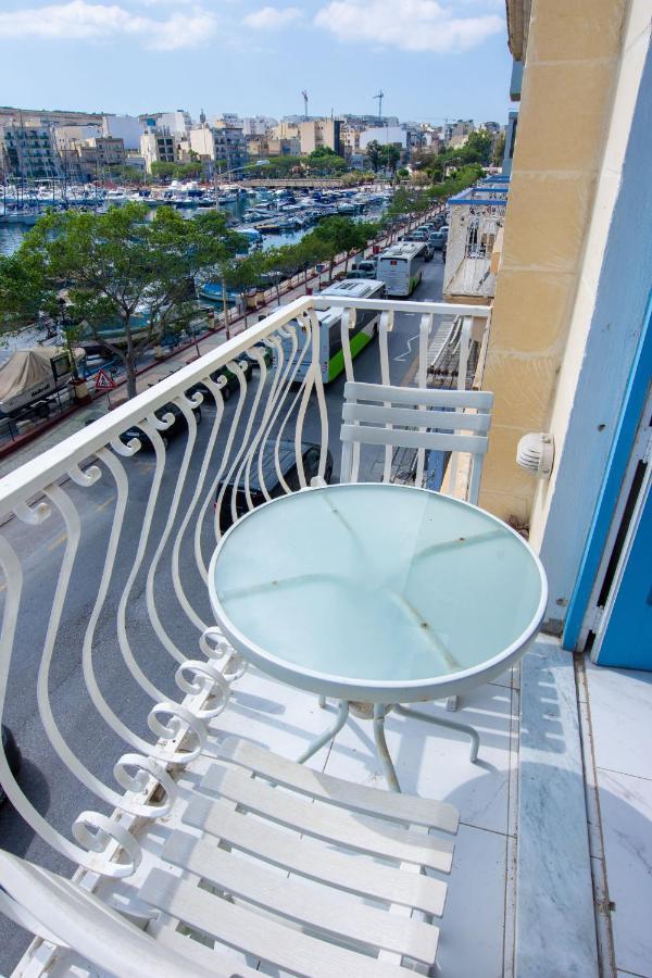 Seafront Room Msida Buitenkant foto
