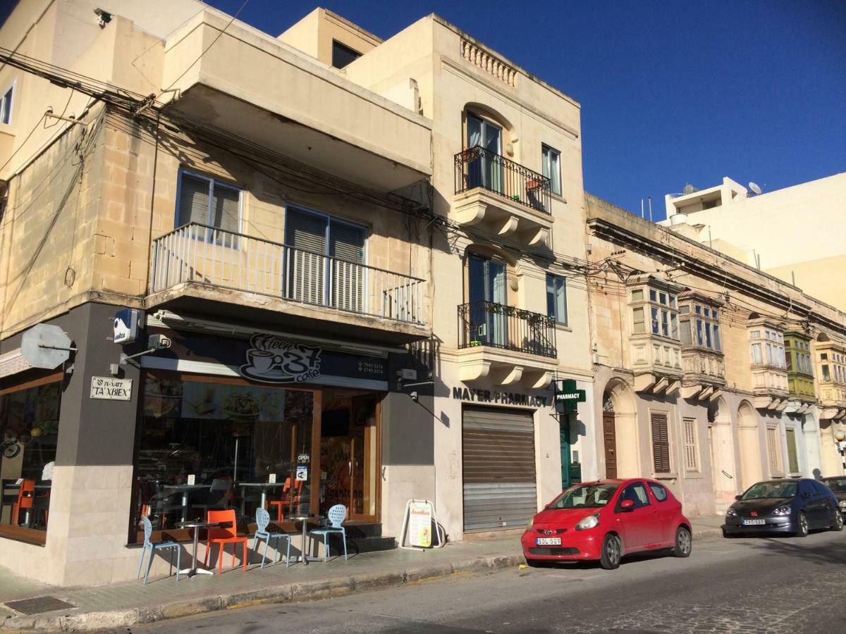 Seafront Room Msida Buitenkant foto
